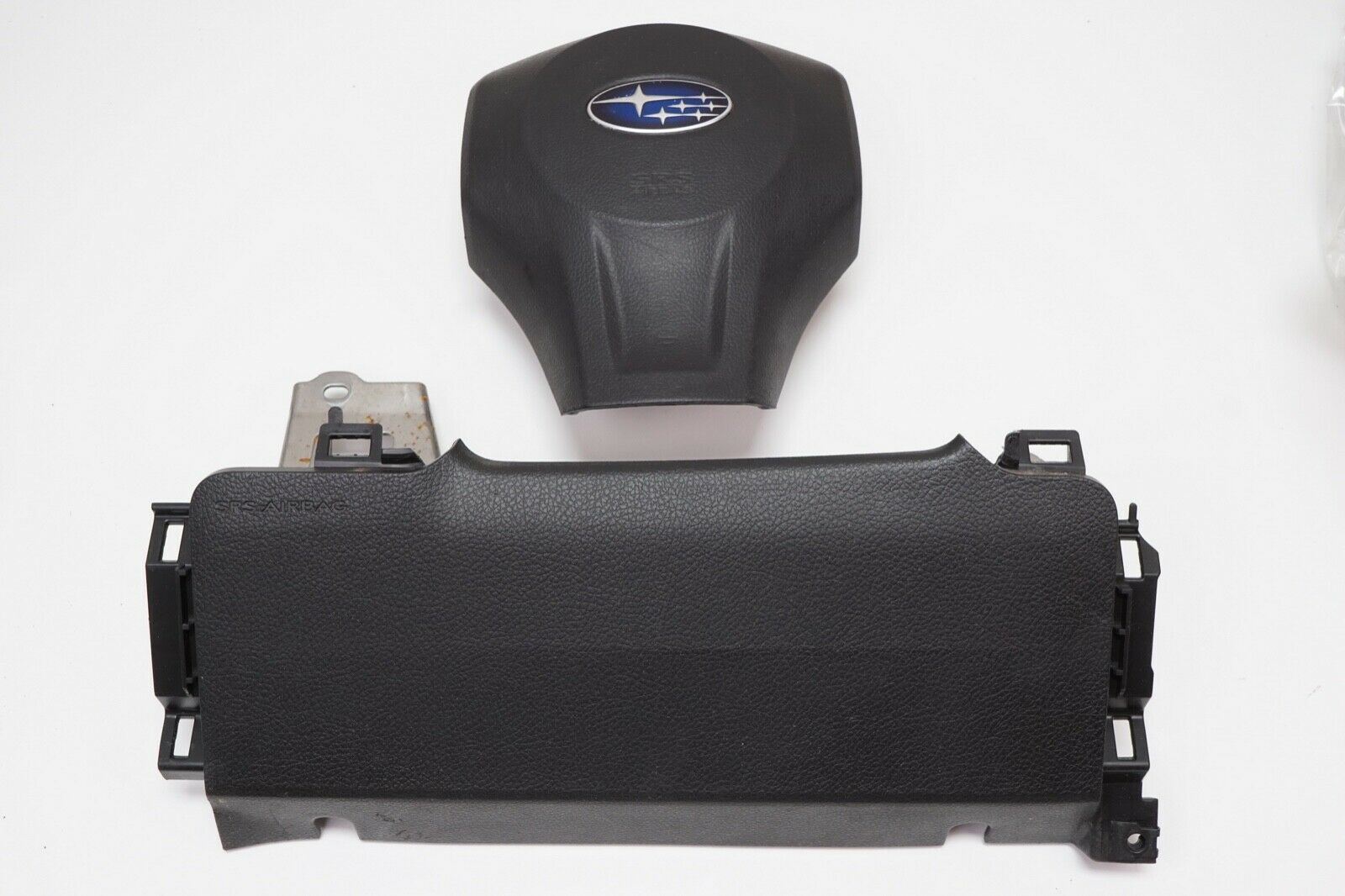 SUBARU IMPREZA Driver Steering Wheel Airbag Knee Airbag OEM 2014 2015